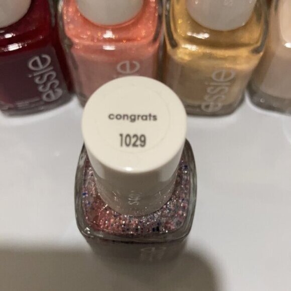 2for$15 ESSIE Congrats 1029 - Picture 3 of 5
